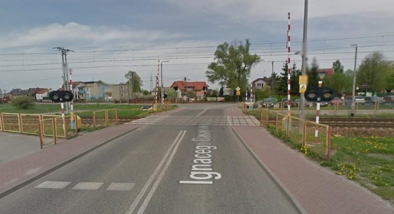 Przejazd kolejowy na ul. Daszyńskiego fot. Google Street View