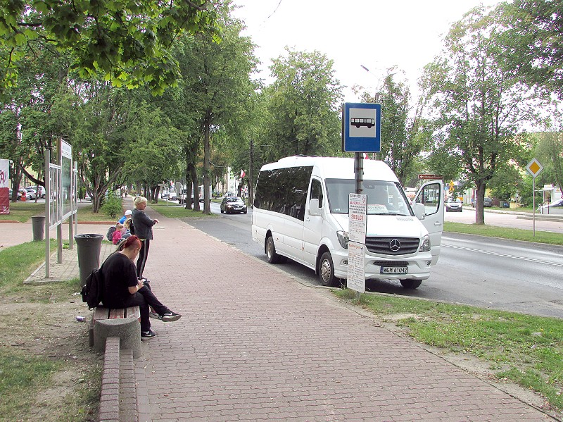 Ulica Wolności - stąd obecnie odjeżdżają busy prywatnych przewoźników. fot. KW 