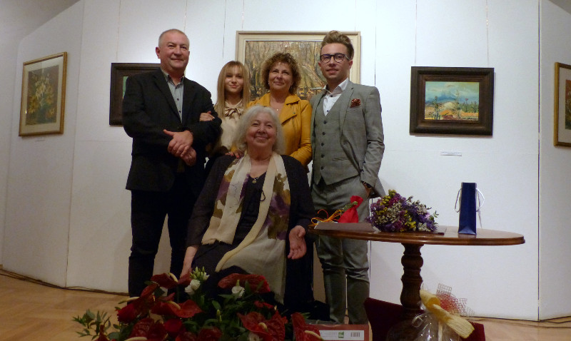 Barbara Rękawek z najbliższymi: synem Grzegorzem, synową Beatą oraz wnukami Janem i Małgorzatą, fot. Ana