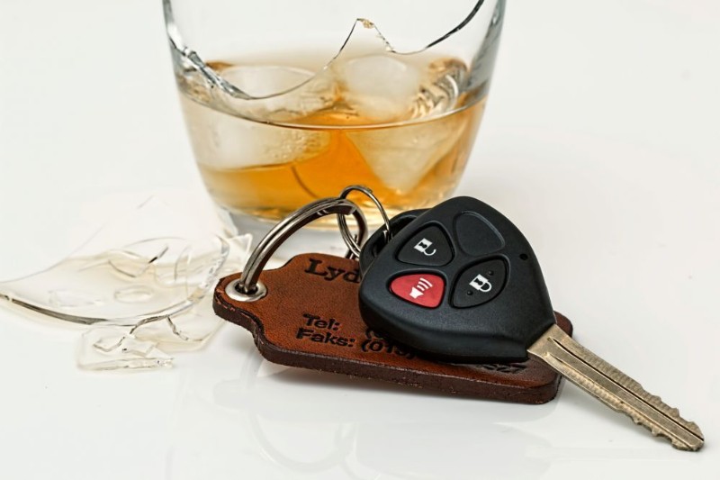 Alkohol i samochód. Fot. pixabay.com, stevepb