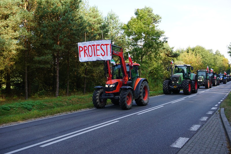 Czoło rolniczego protestu przeciwko 