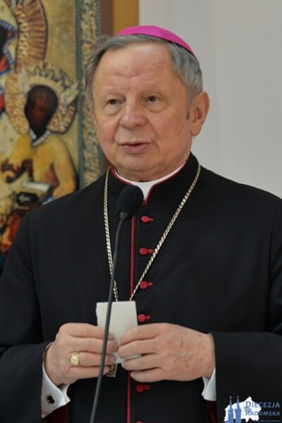 Bp Henryk Tomasik. Foto: ks. S. Piekielnik / www.diecezja.radom.pl