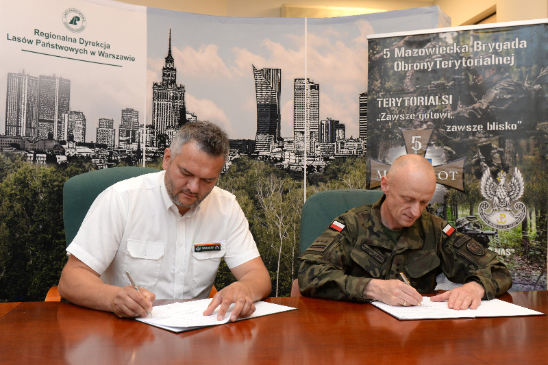 Leśnicy i żołnierze podpisali umowę