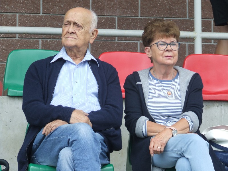 Rywalizację obserwował trener piłkarski Andrzej Strejlau. Fot. MB