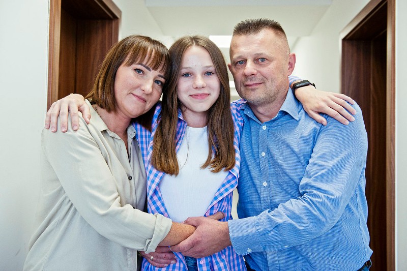 Aleksandra Belniak  z rodzicami - Dorotą i Leszkiem fot. Aga Król