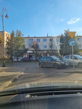 Mistrz parkowania na ul. Sienkiewicza w Siedlcach