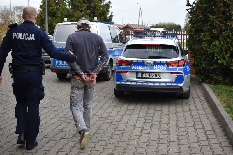 Poszukiwany trzema listami gończymi 38-latek wpadł w ręce garwolińskich policjantów (Fot. KPP Garwolin)