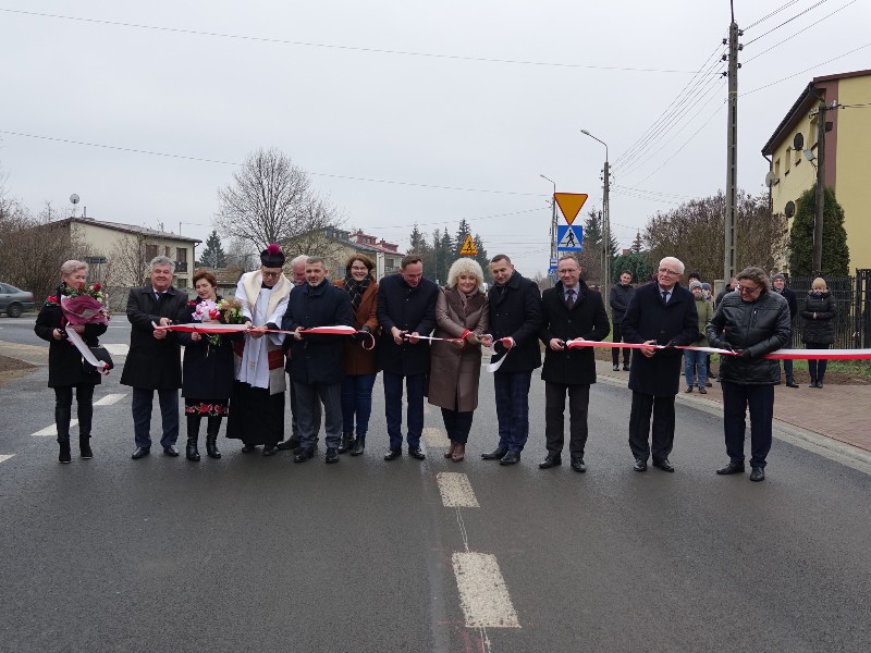 Uroczyste otwarcie drogi powiatowej w gminie Maciejowice