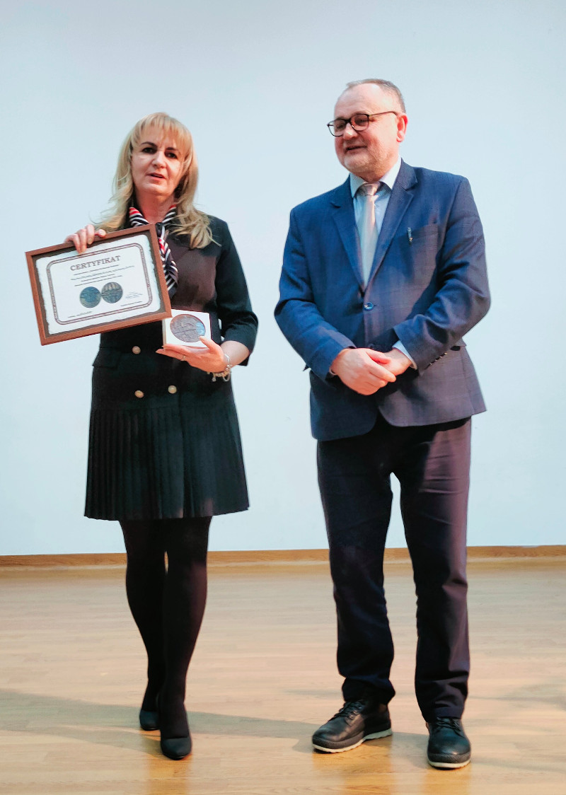 Dyrektor MGOK Ewa Olszewska i dyrektor Muzuem Treblinka dr Edward Kopówka