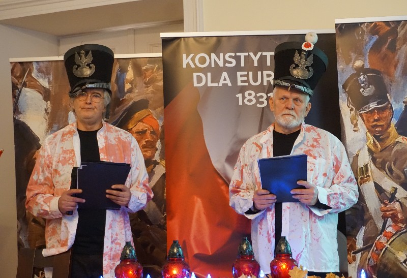 Olgierd Łukaszewicz i Stanisław Biczysko w inscenizacji historycznej, która odbyła się w pałacyku Paderewskich w Kaliskach koło Łochowa.