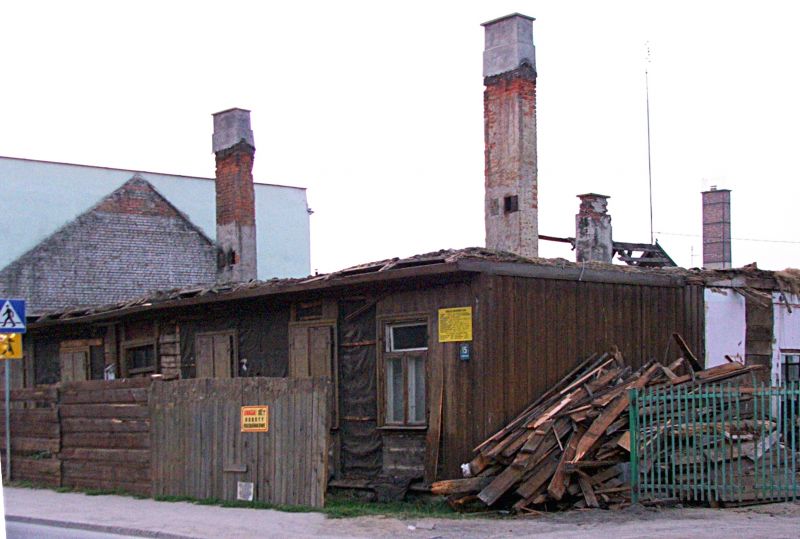 Rozbierany pożydowski dom przy ul. Cieszkowizna 15 w Łukowie. Fot. PGL

