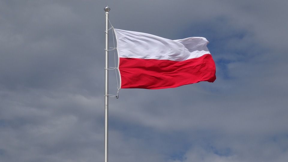 Flaga zostanie wciągnięta na maszt na Placu ks. Brzóski