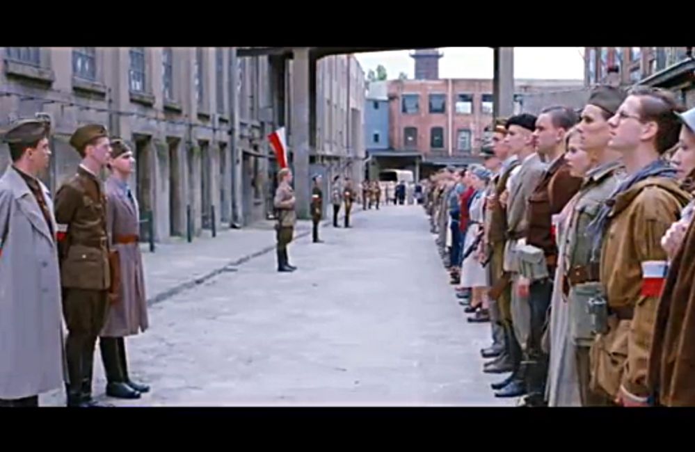 Scena z filmu „Miasto 44” w reż. Jana Komasy.