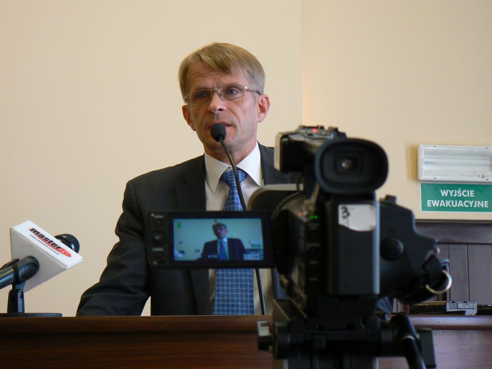 – W Wydziale Promocji nie drukowano żadnych materiałów wyborczych – oznajmił burmistrz Łukowa.