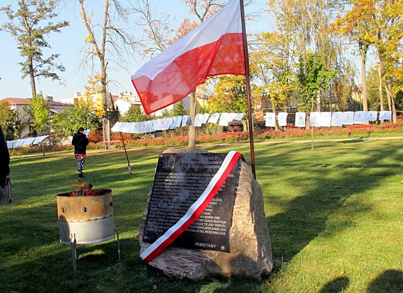 Nowy pomnik w parku miejskim w Łukowie. Fot. PGL