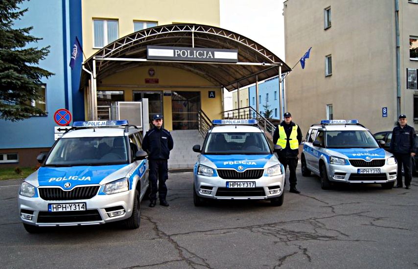 Nowe radiowozy dla policjantów z Mokobód, Skórca i Mórd. Fot. Arch. KMP w Siedlcach