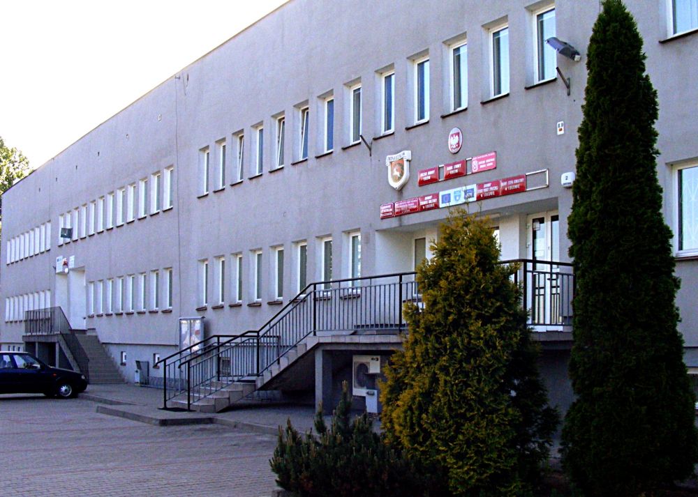 Urząd Gminy w Łukowie. Tutaj tez ma swoją siedzibę Gminny Ośrodek Kultury. Fot. PGL