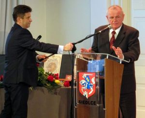 Naczelnik gabinetu prezydenta, Grzegorz Orzełowski oraz prezydent Siedlec, Wojciech Kudelski