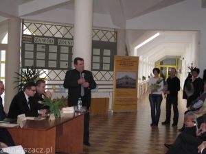 Za budowę dziękował burmistrz Kosowa Lackiego Jan Słomiak